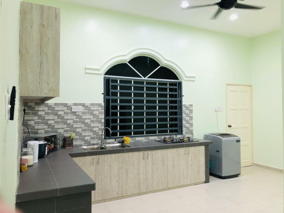 Atocha Homestay - Terong@Taiping Kampong Salak 외부 사진